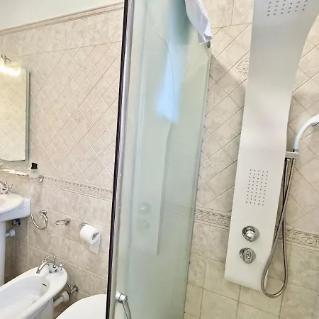 Romano B&B 4* בארי