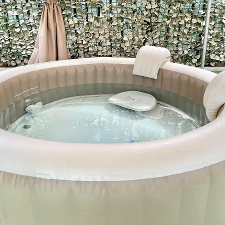 לינה וארוחת בוקר Romano B&B